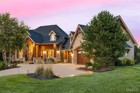 Exterior - 570 Patriotic Trl, Weldon Spring, MO 63304 photo 2 of 34