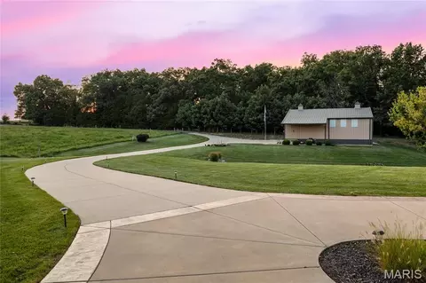 Exterior - 570 Patriotic Trl, Weldon Spring, MO 63304 photo 29 of 34