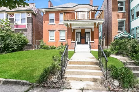 6017 Kingsbury Ave, Saint Louis, MO 63112
