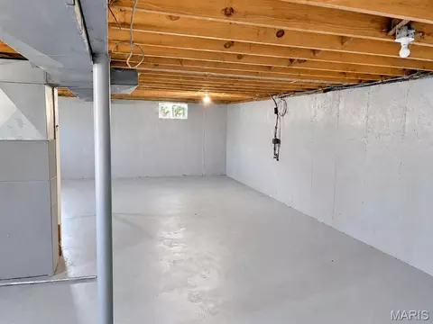 6005 Shillington Ln, Saint Louis, MO 63134 photo 10