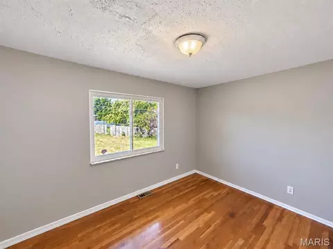 6005 Shillington Ln, Saint Louis, MO 63134 photo 8