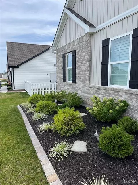 522 Clarks Xing, Moscow Mills, MO 63362