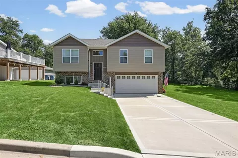 245 Madison Ave, Glen Carbon, IL 62034