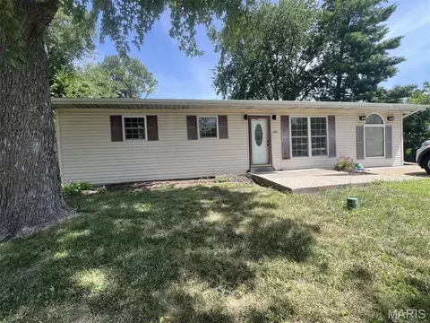 320 View Point Lane Ln, Lake Saint Louis, MO 63367