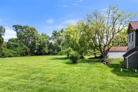 Exterior - 811 Tom Ginnever Ave, O'fallon, MO 63366 photo 9 of 11