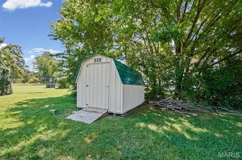 Exterior - 160 Miller St, Sullivan, MO 63080 photo 12 of 12