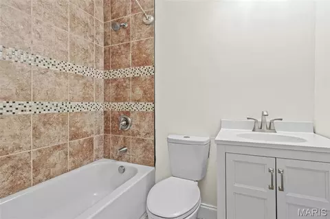 Bath - 1778 Terrace Dr, Arnold, MO 63010 photo 4 of 5