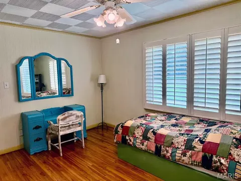 Bedroom - 908 W Bain St, Dexter, MO 63841 photo 3 of 3