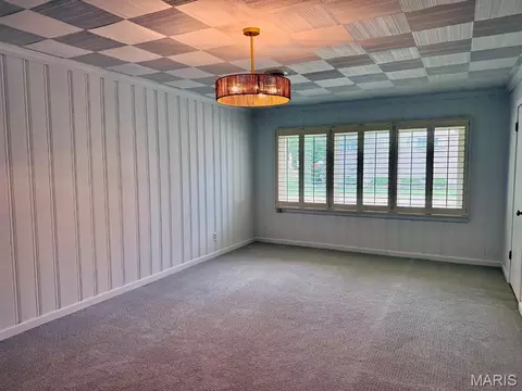 Living - 908 W Bain St, Dexter, MO 63841 photo 5 of 5
