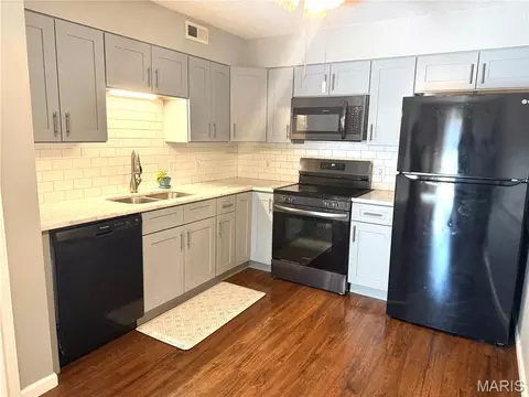 Kitchen - 9209 Bent Pine Ct #F, Sappington, MO 63126 photo 6 of 6