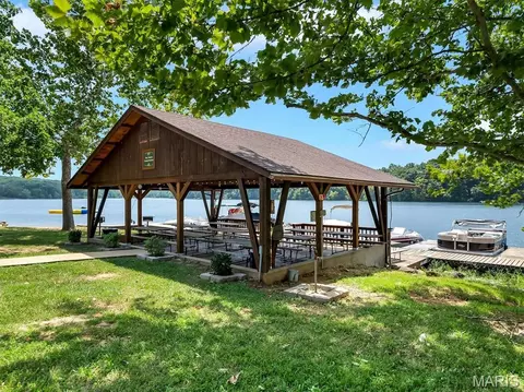 270 Bridle Spur Rd, Bourbon, MO 65441 photo 3