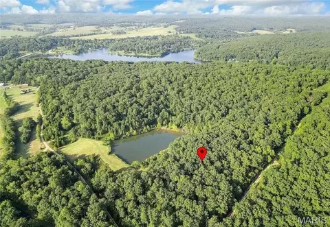 270 Bridle Spur Rd, Bourbon, MO 65441 photo 2