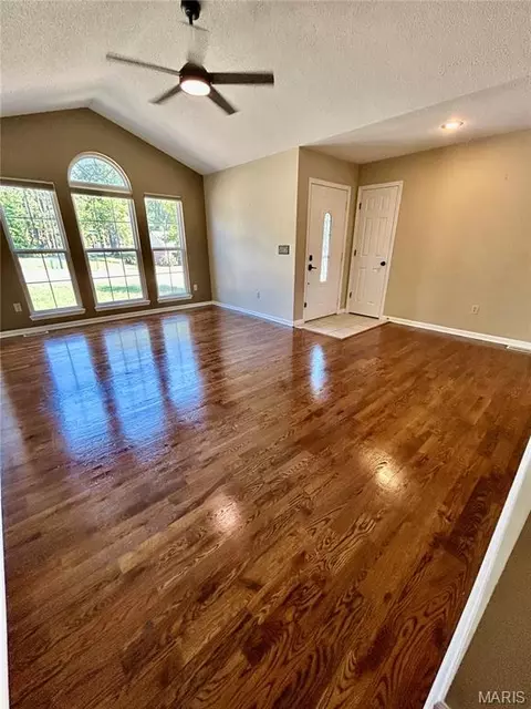 Living - 1425 Jennifer Dr, Jackson, MO 63755 photo 1 of 5