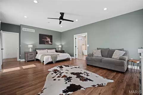 Bedroom - 3150 Dyer Rd, O'fallon, MO 63366 photo 2 of 7