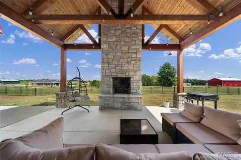 Exterior - 3150 Dyer Rd, O'fallon, MO 63366 photo 11 of 21