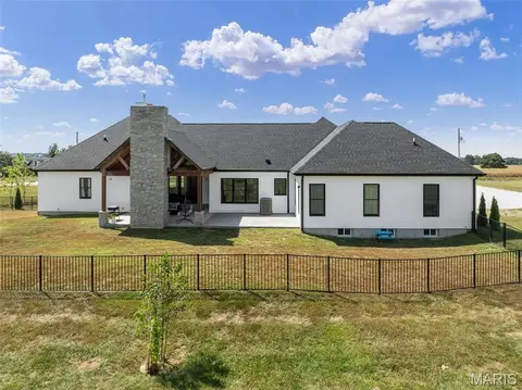 Exterior - 3150 Dyer Rd, O'fallon, MO 63366 photo 20 of 21