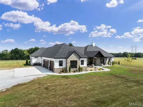 Exterior - 3150 Dyer Rd, O'fallon, MO 63366 photo 17 of 21