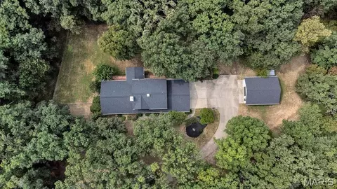 Exterior - 2 Patrick Ln, Defiance, MO 63341 photo 13 of 16