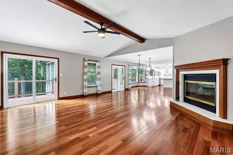 Living - 2 Patrick Ln, Defiance, MO 63341 photo 4 of 6