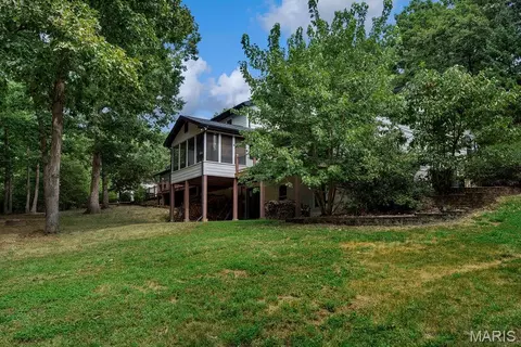 Exterior - 2 Patrick Ln, Defiance, MO 63341 photo 10 of 16