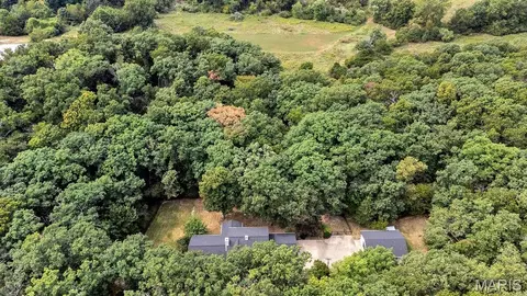 Exterior - 2 Patrick Ln, Defiance, MO 63341 photo 15 of 16