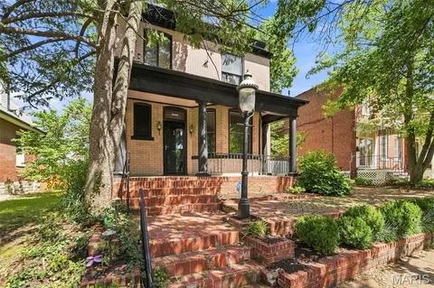 5253 Devonshire Ave, Saint Louis, MO 63109