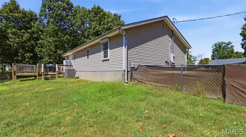 Exterior - 14990 Turkey, Saint Robert, MO 65584 photo 4 of 8