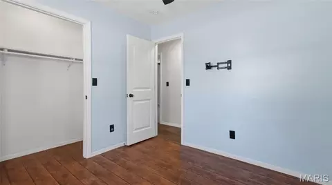 Bedroom - 14990 Turkey, Saint Robert, MO 65584 photo 2 of 3