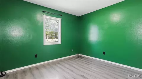 Bedroom - 14990 Turkey, Saint Robert, MO 65584 photo 3 of 3