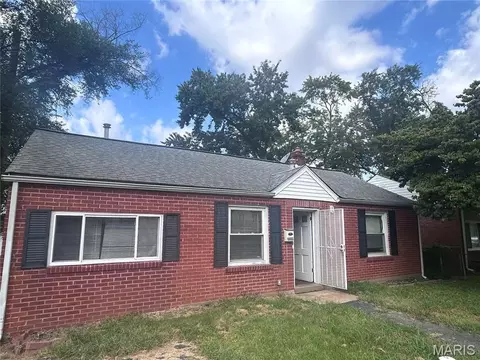 6605 Torlina Dr, Berkeley, MO 63134
