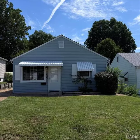 1322 Kraft St, Saint Louis, MO 63139