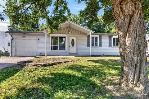 1424 Farmview Ave, Saint Louis, MO 63138