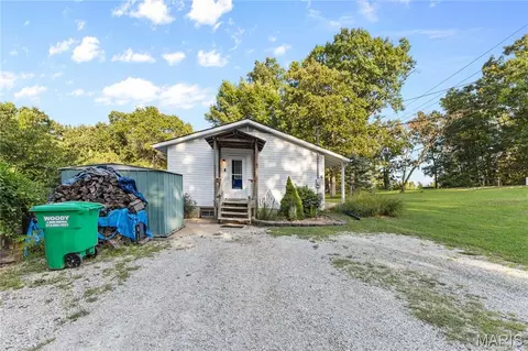 Exterior - 2959 Meyer Rd, Festus, MO 63028 photo 4 of 9
