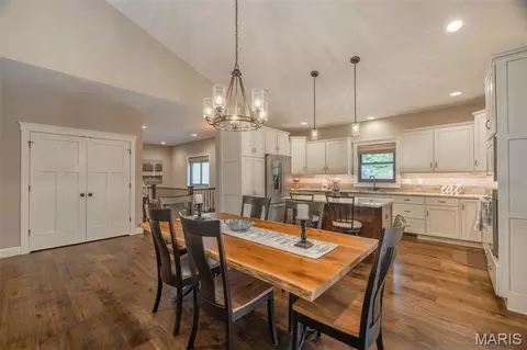 Dining - 2530 Alpine Trails Dr, Innsbrook, MO 63390 photo 2 of 2