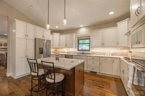 Kitchen - 2530 Alpine Trails Dr, Innsbrook, MO 63390 photo 1 of 2