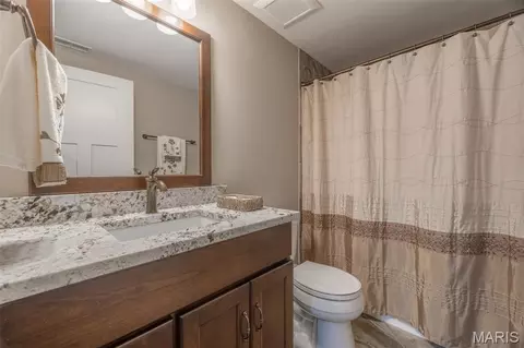 Bath - 2530 Alpine Trails Dr, Innsbrook, MO 63390 photo 5 of 5
