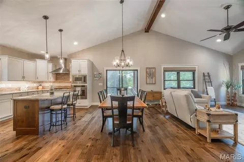 Dining - 2530 Alpine Trails Dr, Innsbrook, MO 63390 photo 1 of 2