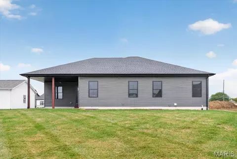 Exterior - 604 Tea Olive Blvd, O'fallon, IL 62269 photo 4 of 8