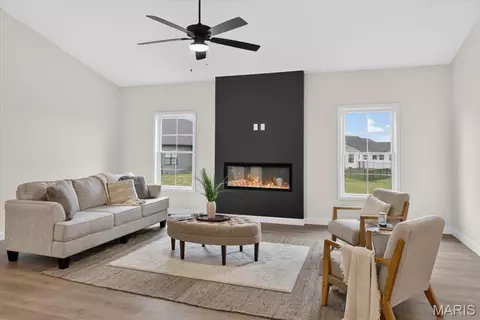 Living - 604 Tea Olive Blvd, O'fallon, IL 62269 photo 1 of 1