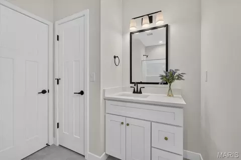 Bath - 604 Tea Olive Blvd, O'fallon, IL 62269 photo 4 of 5