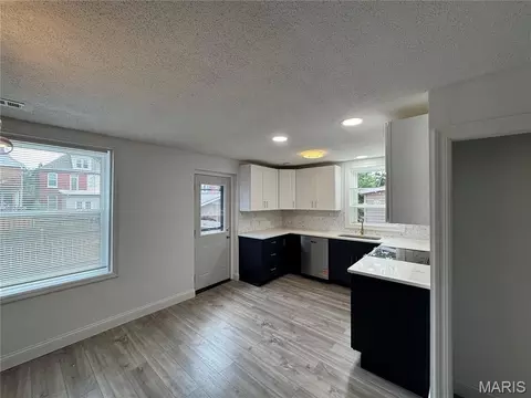 4018 Castleman Ave, Saint Louis, MO 63110