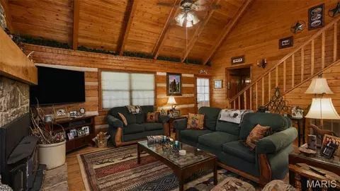 Living - 134 Mcintire Rd, Caulfield, MO 65626 photo 1 of 2