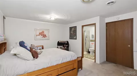 Bedroom - 134 Mcintire Rd, Caulfield, MO 65626 photo 1 of 7