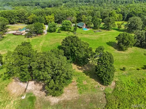 View/Area - 134 Mcintire Rd, Caulfield, MO 65626 photo 2 of 3