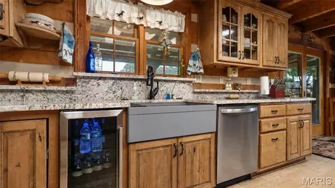 Kitchen - 134 Mcintire Rd, Caulfield, MO 65626 photo 1 of 3