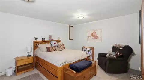 Bedroom - 134 Mcintire Rd, Caulfield, MO 65626 photo 2 of 7