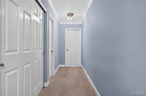Entry Way - 427 Parkview Place Dr, Ellisville, MO 63021 photo 2 of 3