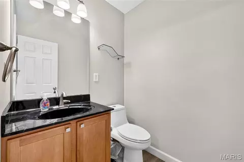 Bath - 427 Parkview Place Dr, Ellisville, MO 63021 photo 1 of 4