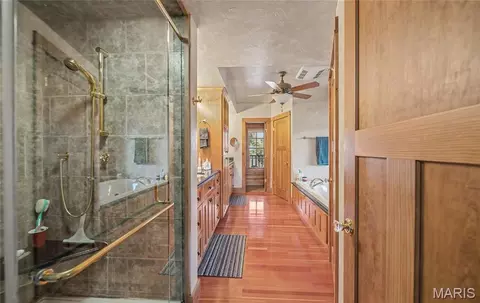 Entry Way - 10000 Skylark Ln, Versailles, MO 65084 photo 1 of 3
