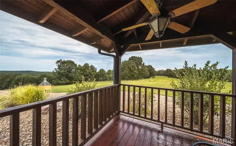 Exterior - 10000 Skylark Ln, Versailles, MO 65084 photo 8 of 20